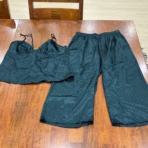 Lines Donatella Green and Gold Polka Dot Women's Sleepwear Set